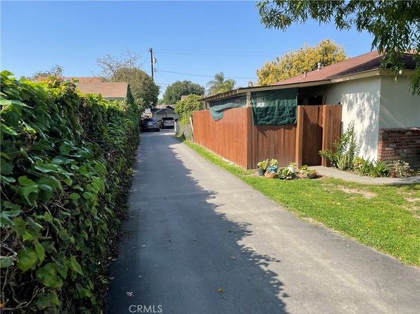 Downey CA Duplex & Triplex Homes For Sale - 4 Homes | Zillow