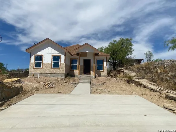 2095 CALLE COYUNDA, Eagle Pass, TX 78852