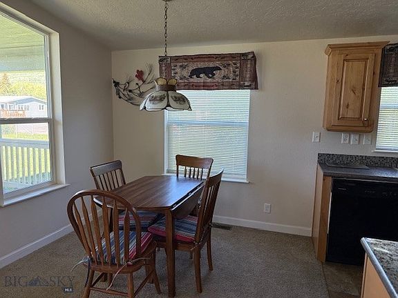 3rd image of 216 Pintlar St