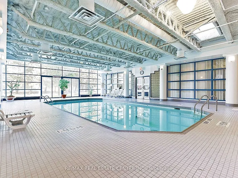 25 Trailwood Dr #1601 — Photo 10