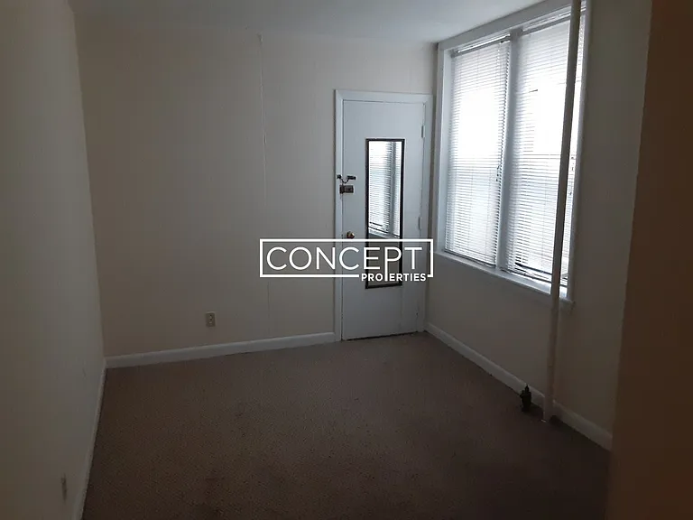1131-1135 Commonwealth Ave #1 — Photo 8