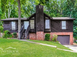 1104 Startrek Ln, Birmingham, AL 35215