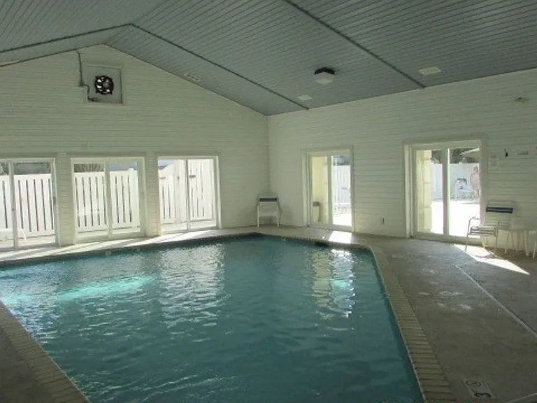 908 Resort Cir #707 — Photo 19