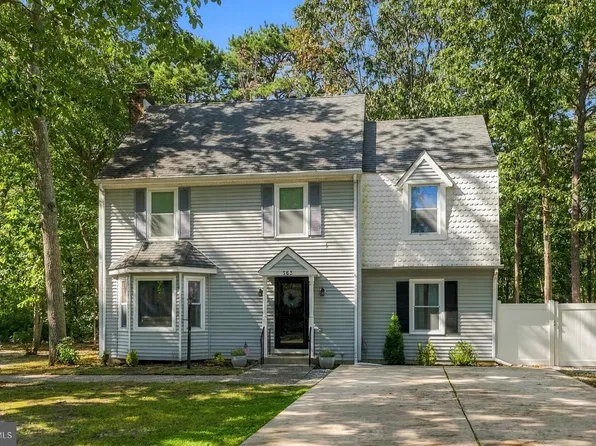 563 Constitution Dr, Galloway, NJ 08205