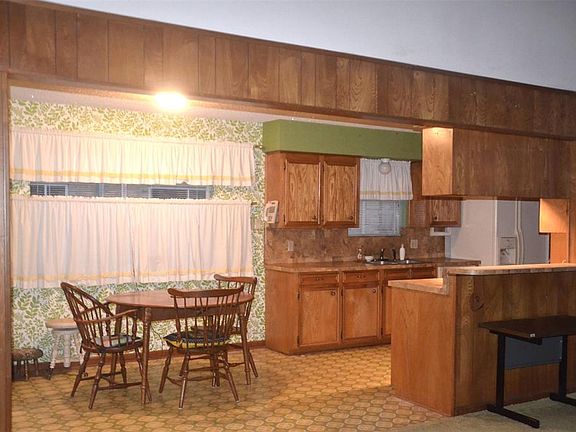 5th image of 1126 Circle Bend Dr
