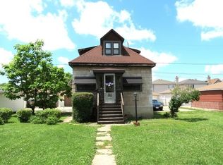 5216 S Meade Ave, Chicago, IL 60638
