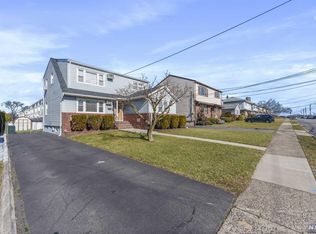 19 Cottage Pl, Garfield, NJ 07026
