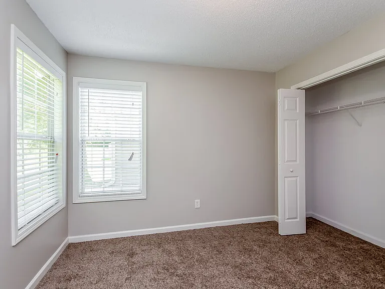 2037 Reserve Pkwy — Photo 12