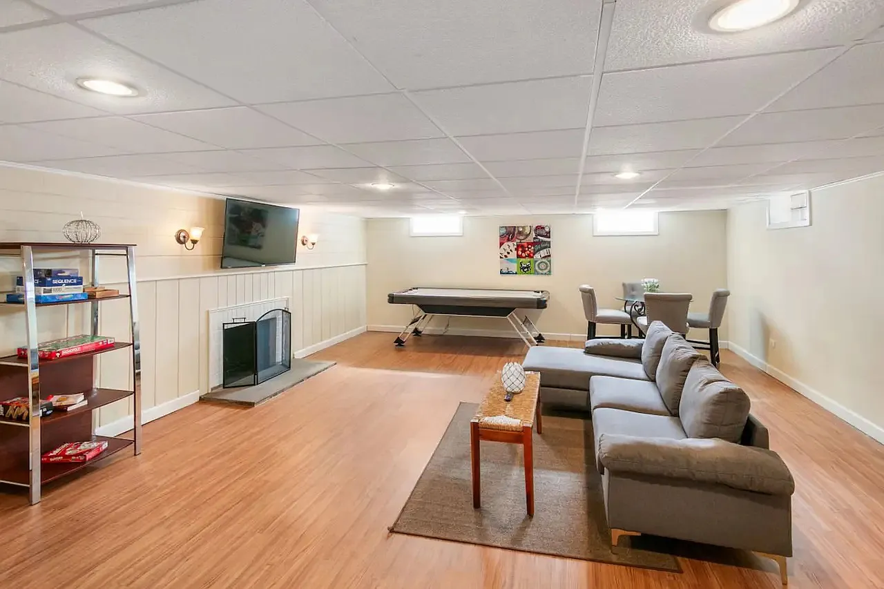 5 bed, 1950 sqft, $6,500 — Photo 4