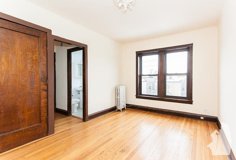 1st image of 3310 N Spaulding Ave #1Y