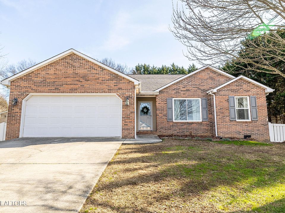 1st image of 708 Chapelwood Cir