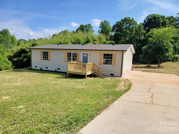 9032 Forington Ln, Gastonia, NC 28056