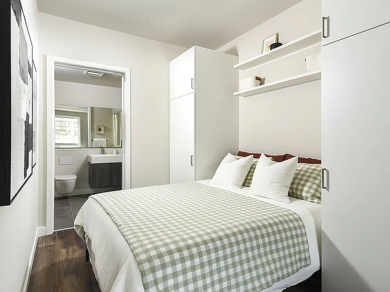 Junior 1 Bedroom