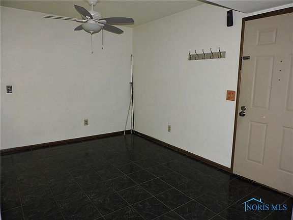 3rd image of 5713 Tibaron Ln APT 206