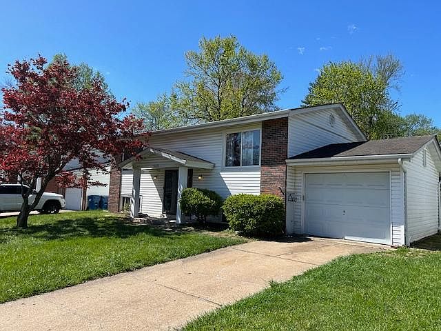 2439 Wesington Dr, Maryland Heights, MO 63043 | Zillow