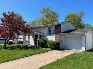 2439 Wesington Dr, Maryland Heights, MO