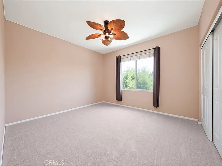 45277 Chateau Ct — Photo 39