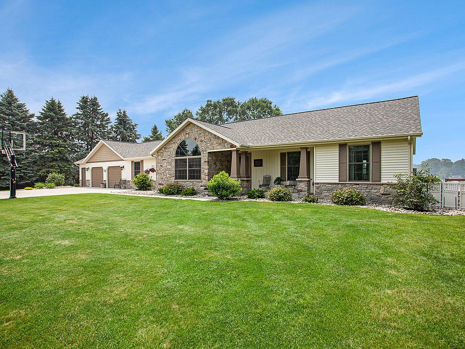 1st image of 5355 Clifford Ct NW