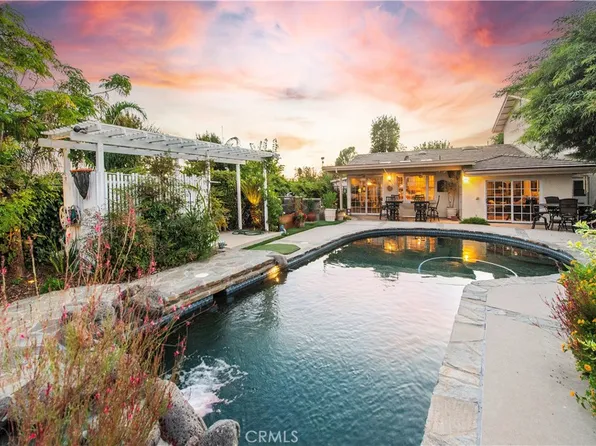12546 Middlecoff Pl, Granada Hills, CA 91344
