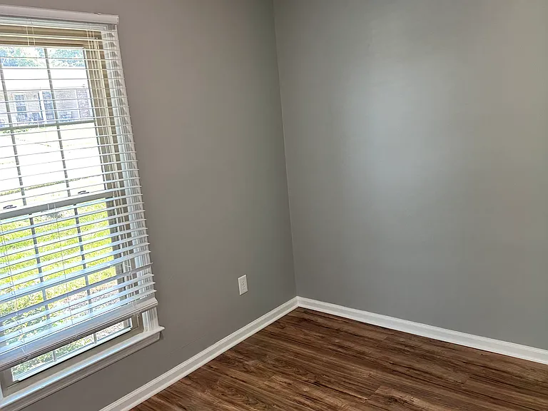 307 Princess Cir — Photo 6