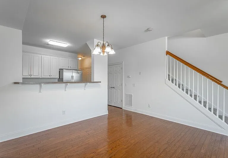 7500-1 Noah Reid Rd — Photo 3