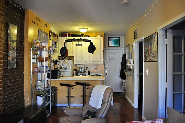 Rented by Sky Management | media 59