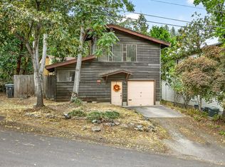 809 Beach St, Ashland, OR 97520