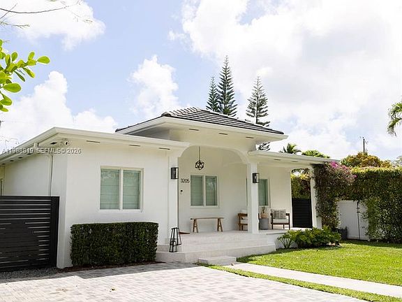 4th image of 3205 SW 68th Ave