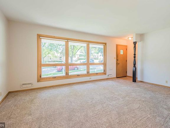 2nd image of 1251 Hall Ave