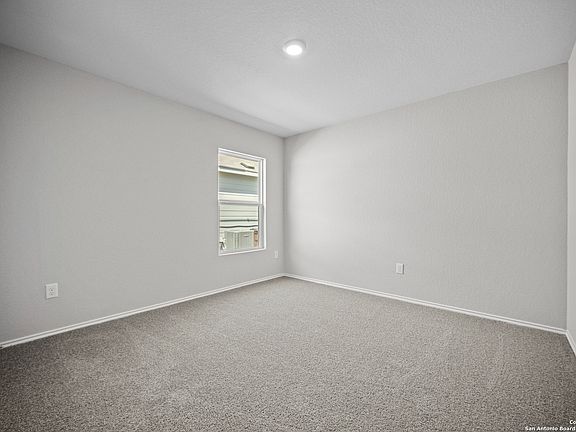 4th image of 3518 Strawberry Grove
