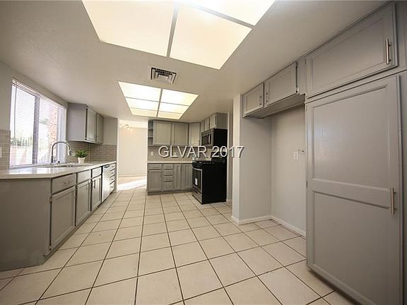 5th image of 4415 El Campana Way