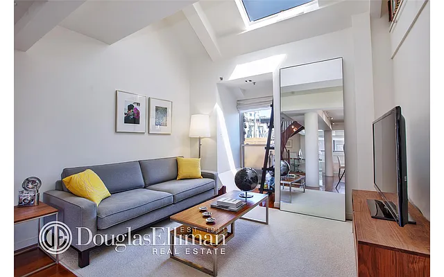 Sold by Douglas Elliman | media 20