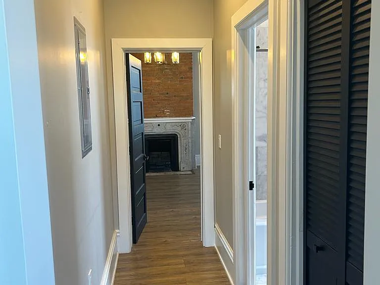 3805 Franklin Blvd #201 — Photo 18