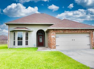 41104 Mandalay Dr, Sorrento, LA 70778