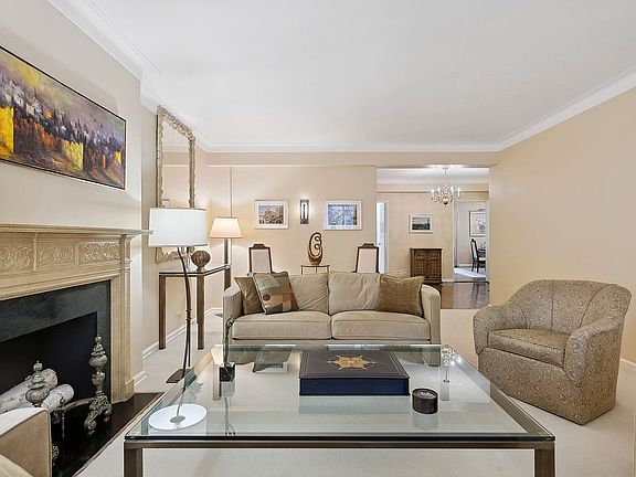 2nd image of 870 5th Ave APT 4H