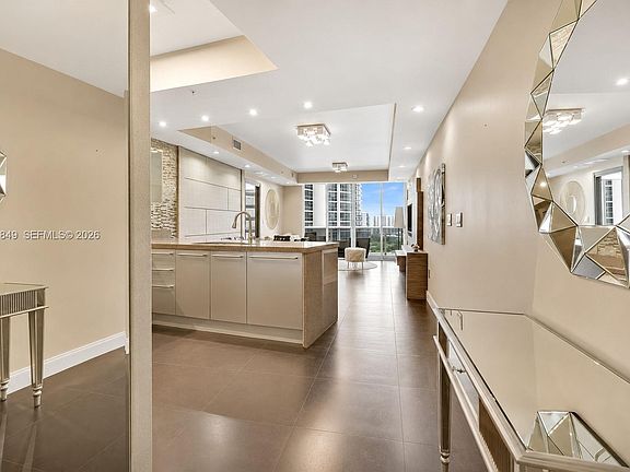 5th image of 18201 Collins Ave #1507
