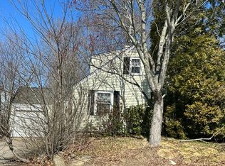 10 Bushnell Ter, Braintree, MA 02184
