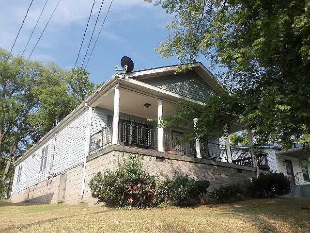 2nd image of 1905 3rd Ave N