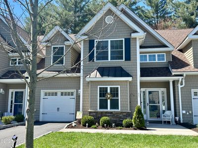 603 Macintosh Way, Matamoras, PA, 18336