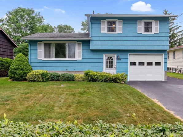 6392 Carson Dr, East Syracuse, NY 13057