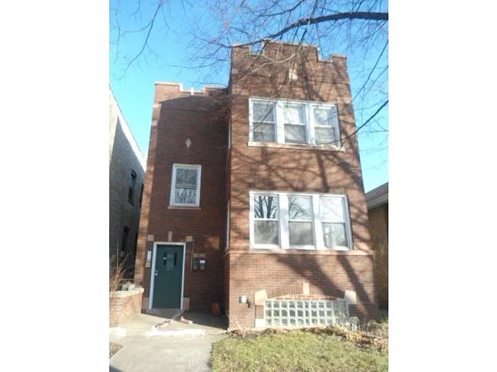 8005 S Blackstone Ave #1 photo 1