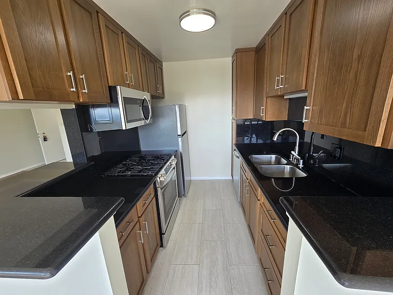 Laguna del Rey Apartments — Photo 75