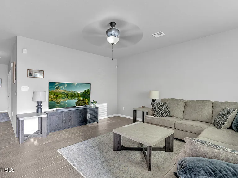 11352 Hidalgo Dr — Photo 3