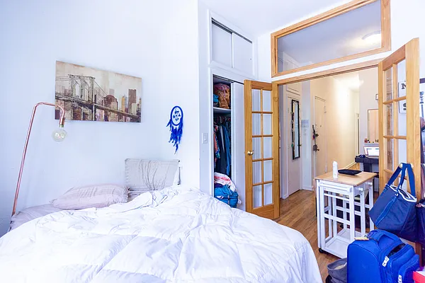 Rented by Compass | media 26