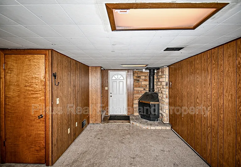 3300 Lake Center St NW — Photo 16