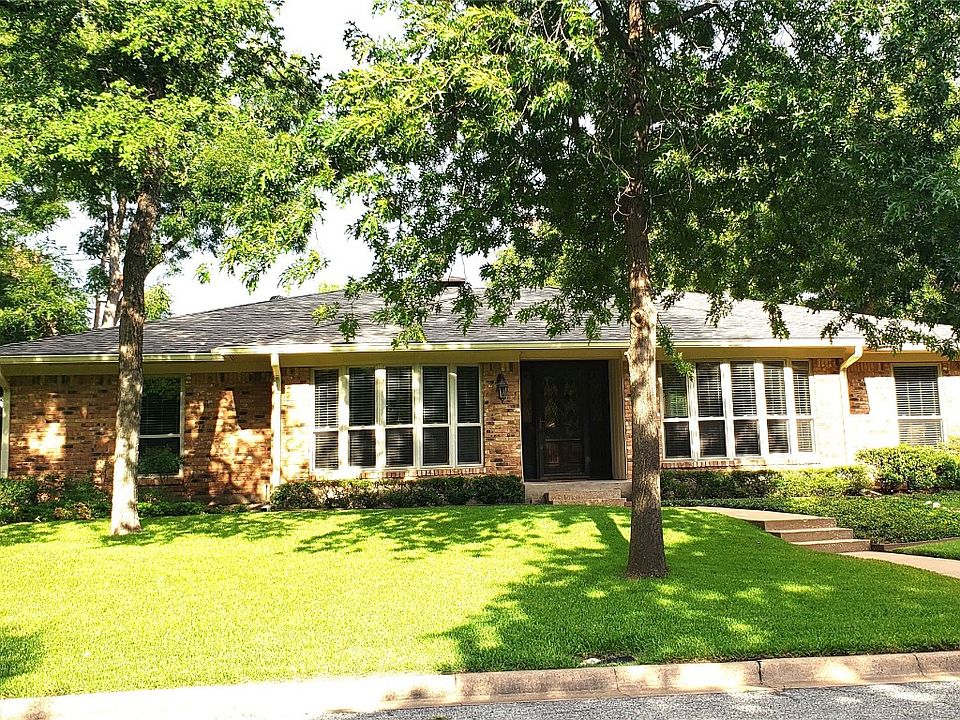 1st image of 2605 Nantucket Dr