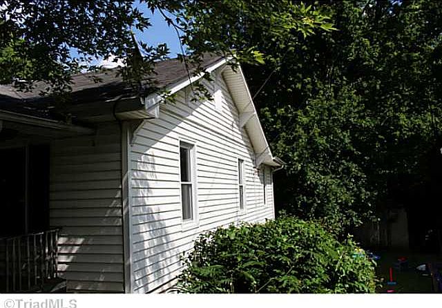 2nd image of 2808 Old Greensboro Rd
