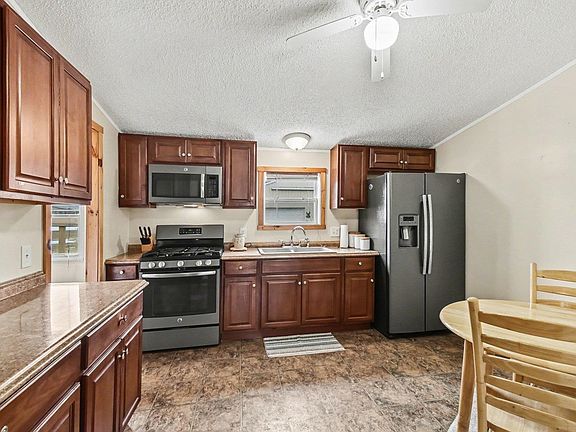 5th image of 1526 E Miller Rd