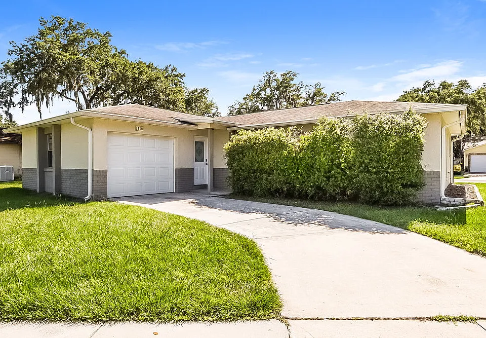 1410 Orchid Ln