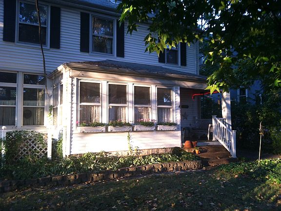 3rd image of 241 W Adams Ave